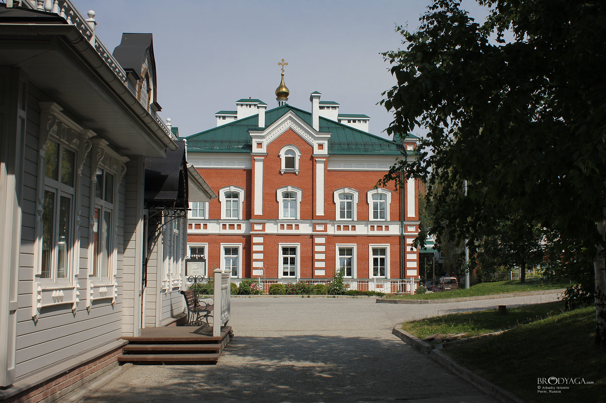 Успенский женский монастырь, ул. Плеханова, 39, Пермь